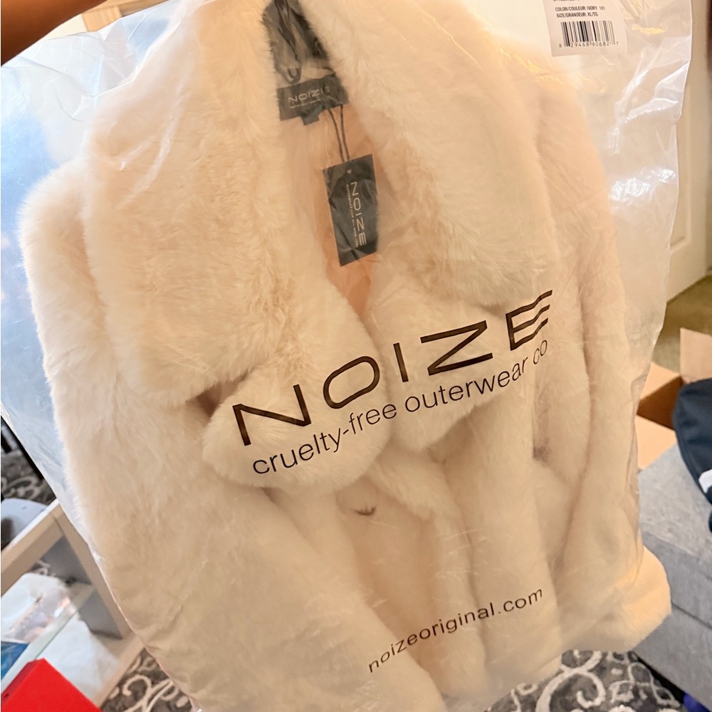 Noize Cream Faux Fur Outerwear